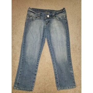 Rue 21 Juniors Size 1 / 2 Embroidered Pockets Denim Blue Jeans Capris